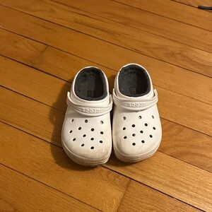 CROCS Kids White Classic Clog with Gray Lining